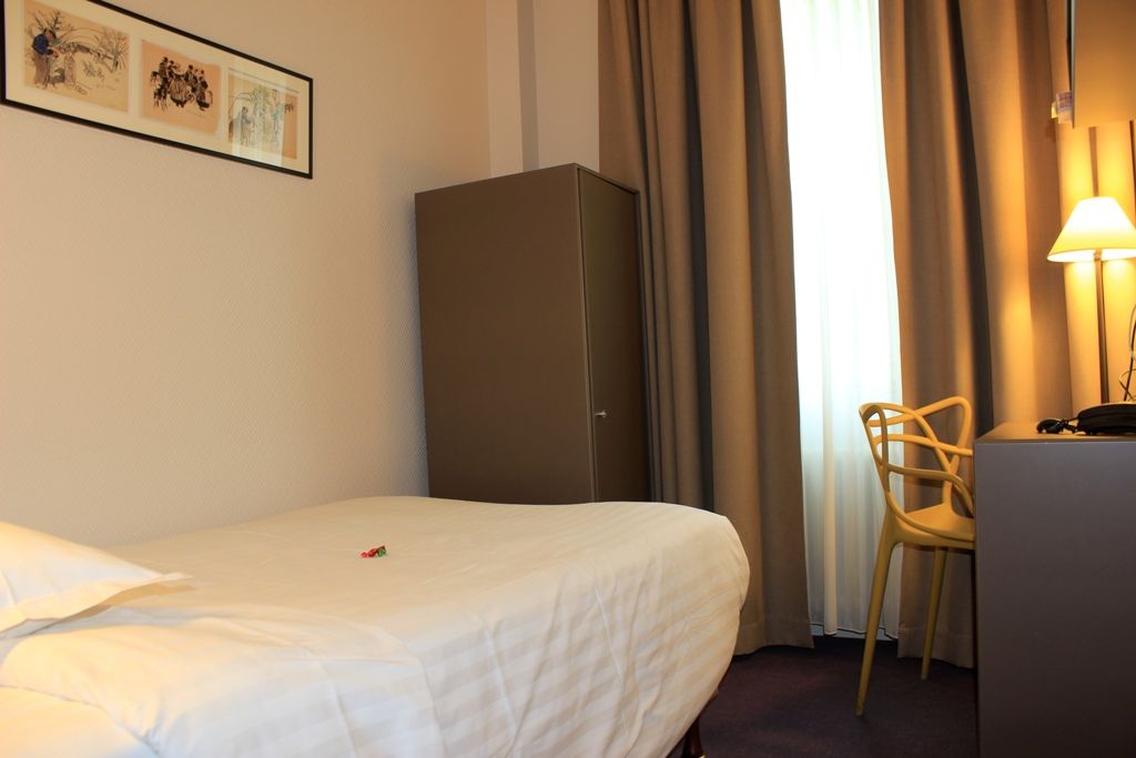 The Originals City, Hôtel Le Sévigné, Rennes Gare (Inter-Hotel) Exterior foto